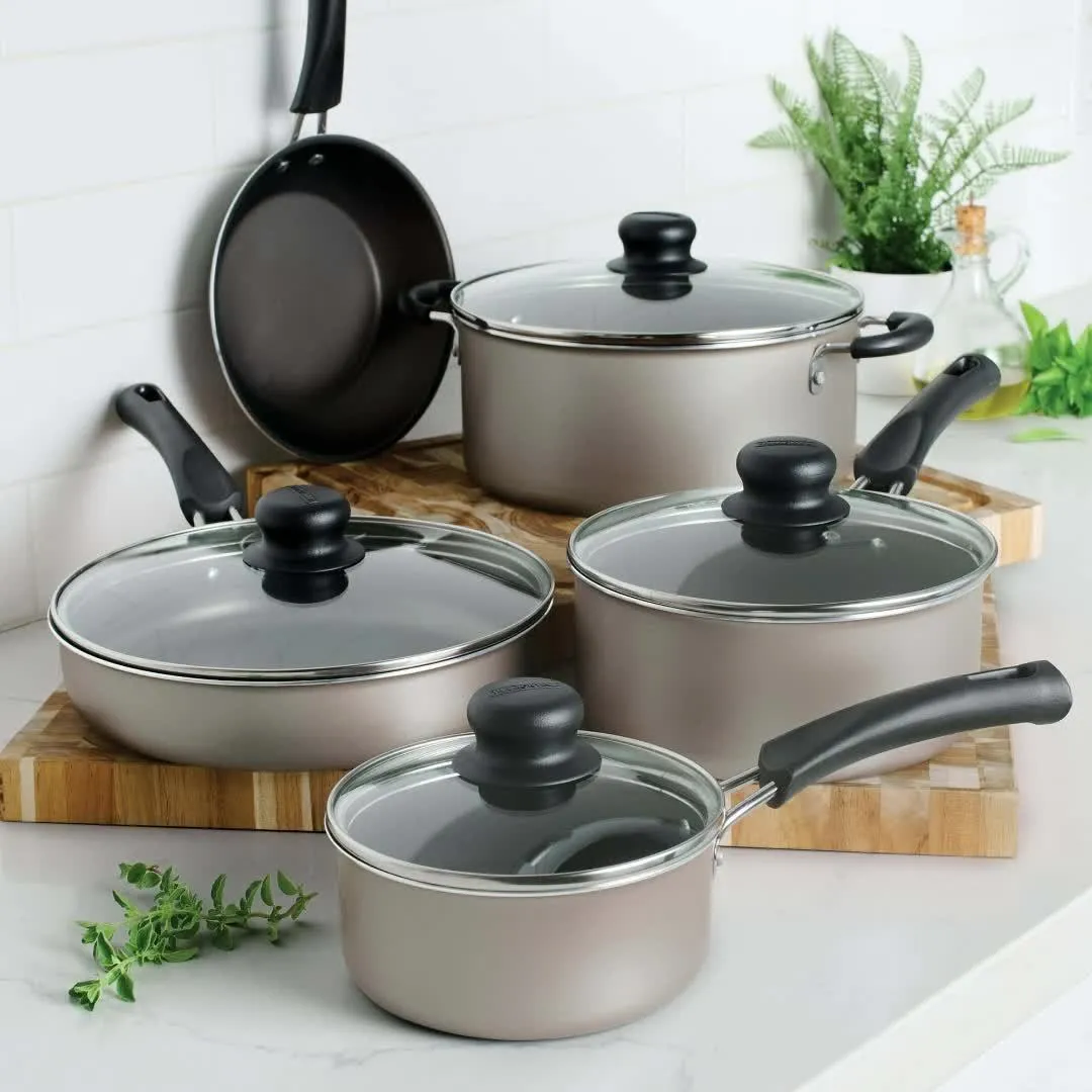 9-Piece Non-stick Cookware Set, Red, Skillet. 9- Piece Non -stick Cookware Set, Red, Skillet