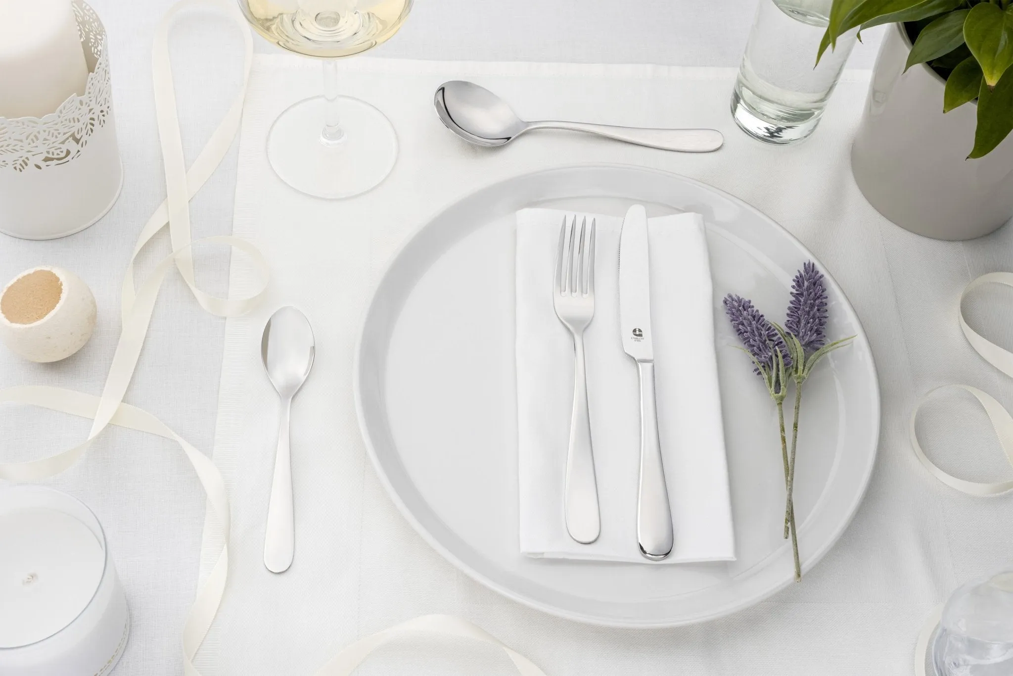 Clarence 56 Piece Cutlery Set for 8 People