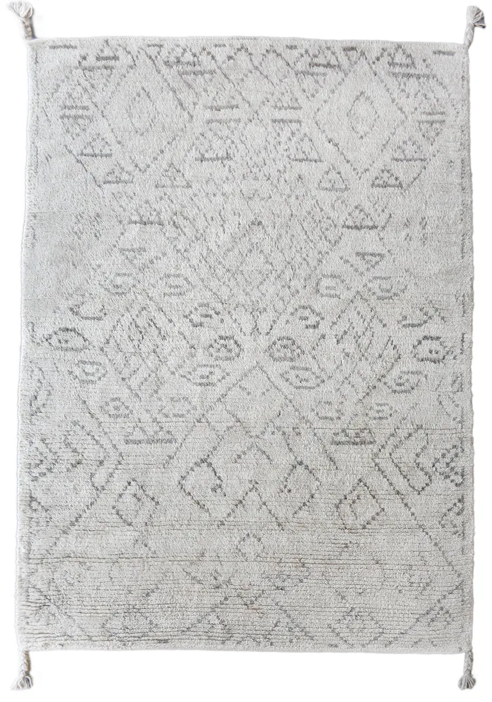 Enpei Modern White Tribal Rug