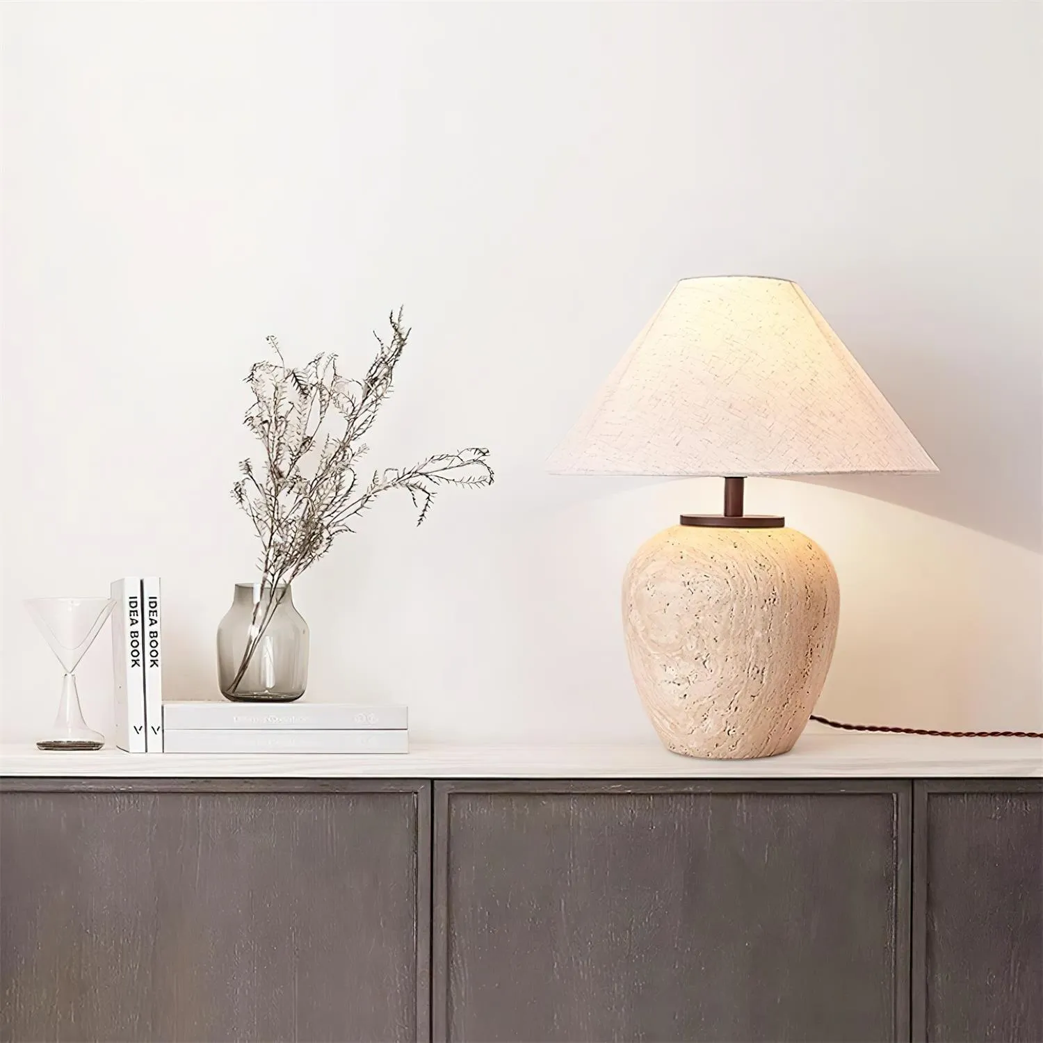 Kaliyu Table Lamp