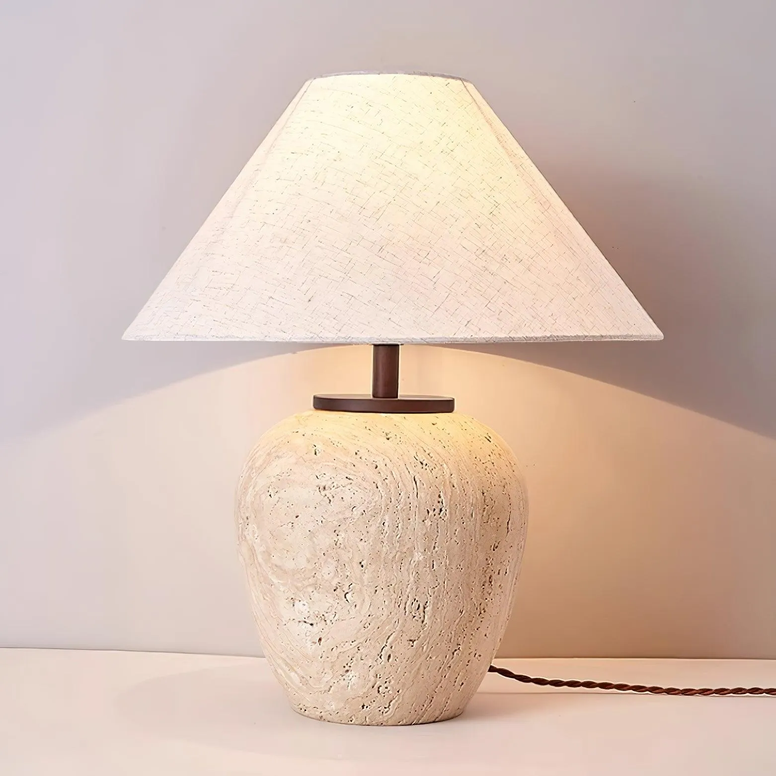 Kaliyu Table Lamp