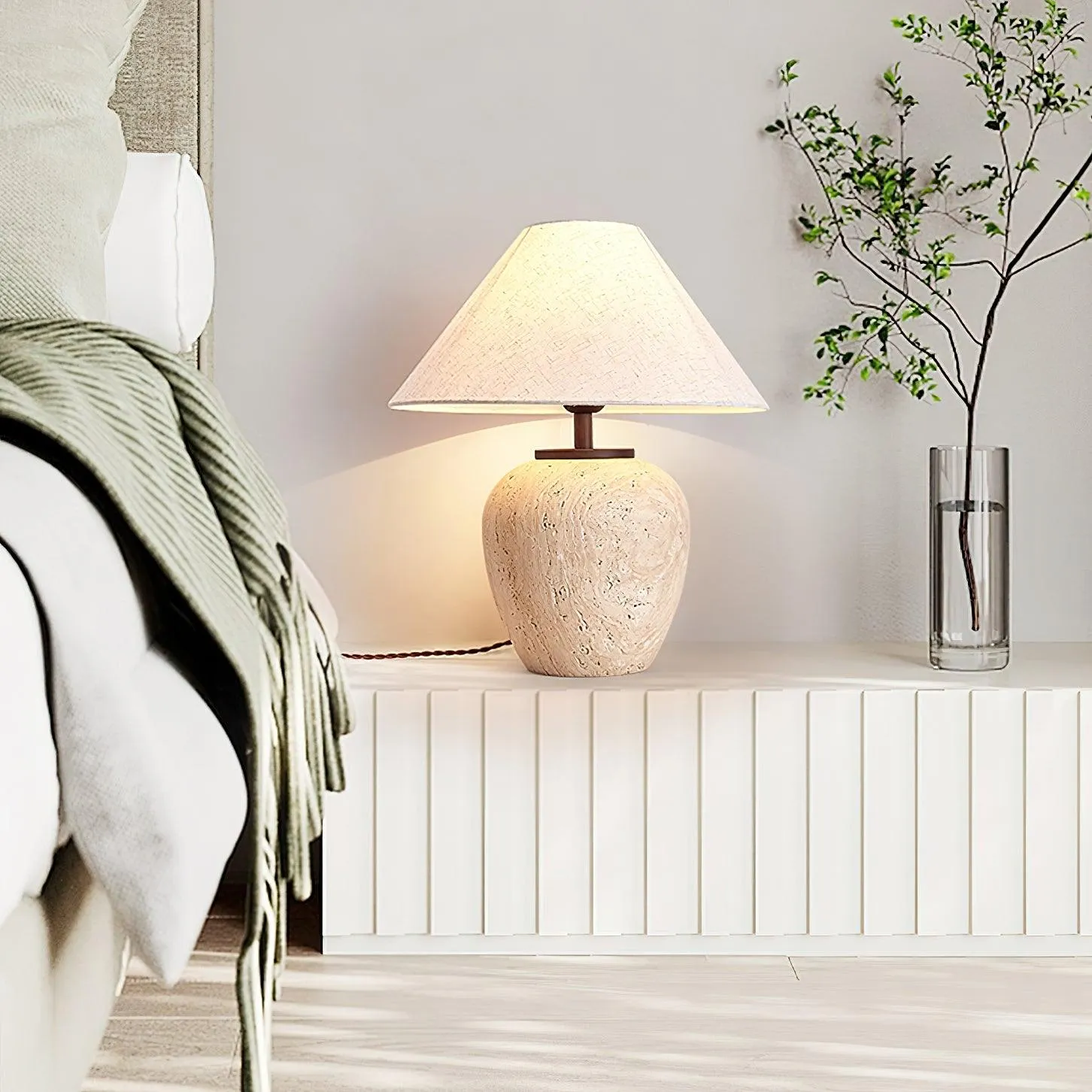 Kaliyu Table Lamp