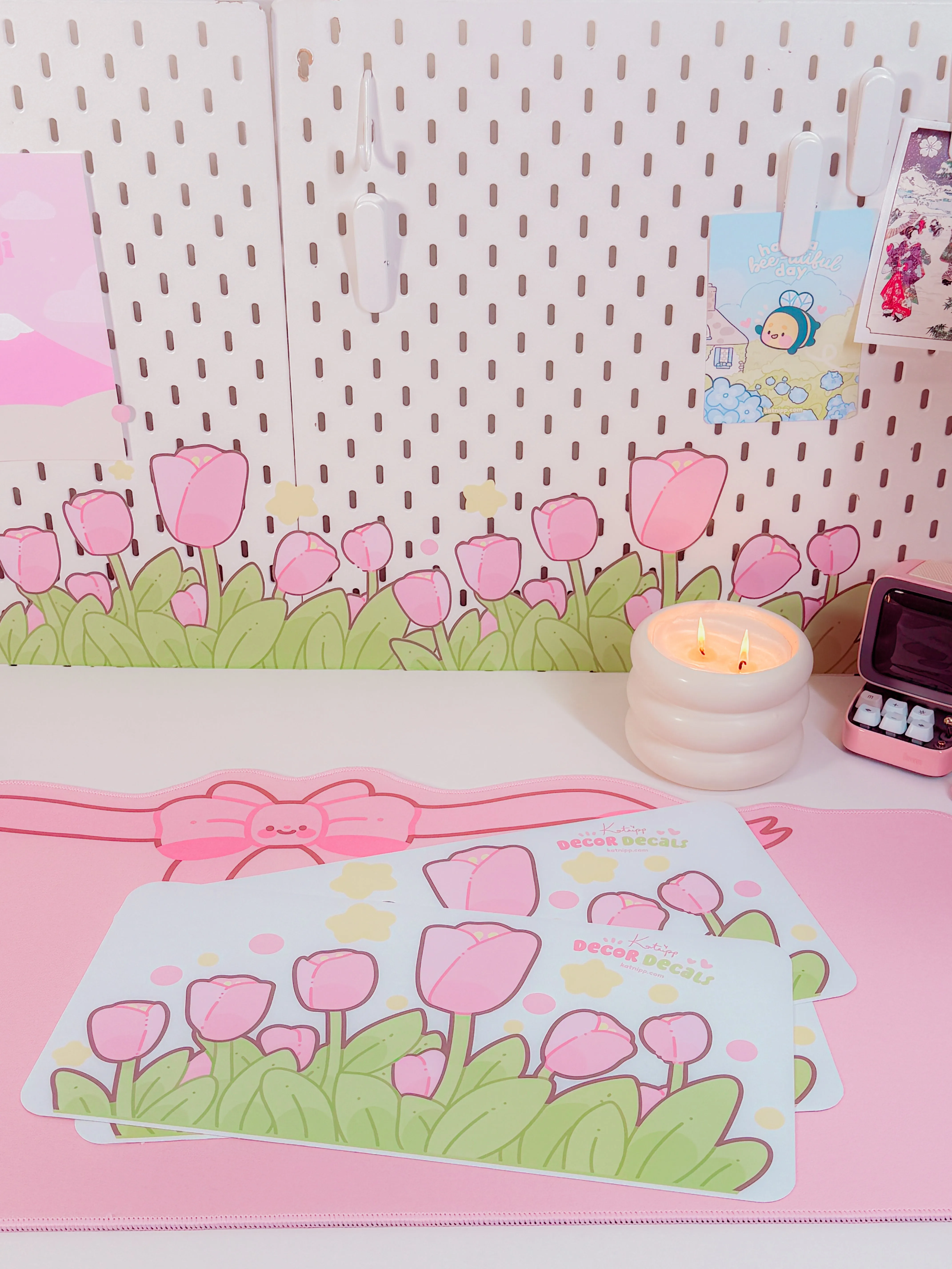 Katnipp Tulip Strip Wall Decal | Pastel Floral Border Sticker | Removable Kawaii Aesthetic Decor for Bedroom & Nursery