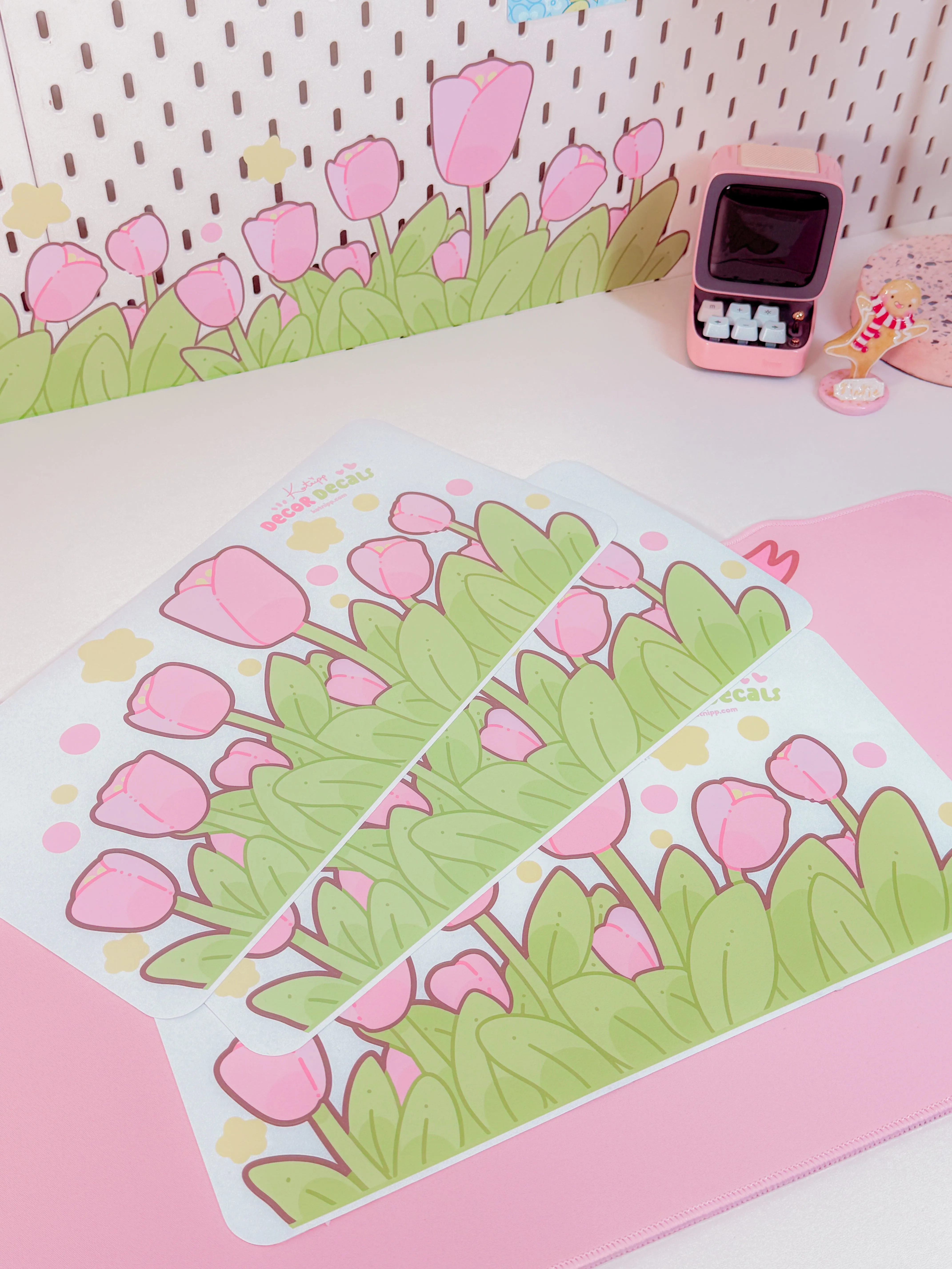 Katnipp Tulip Strip Wall Decal | Pastel Floral Border Sticker | Removable Kawaii Aesthetic Decor for Bedroom & Nursery