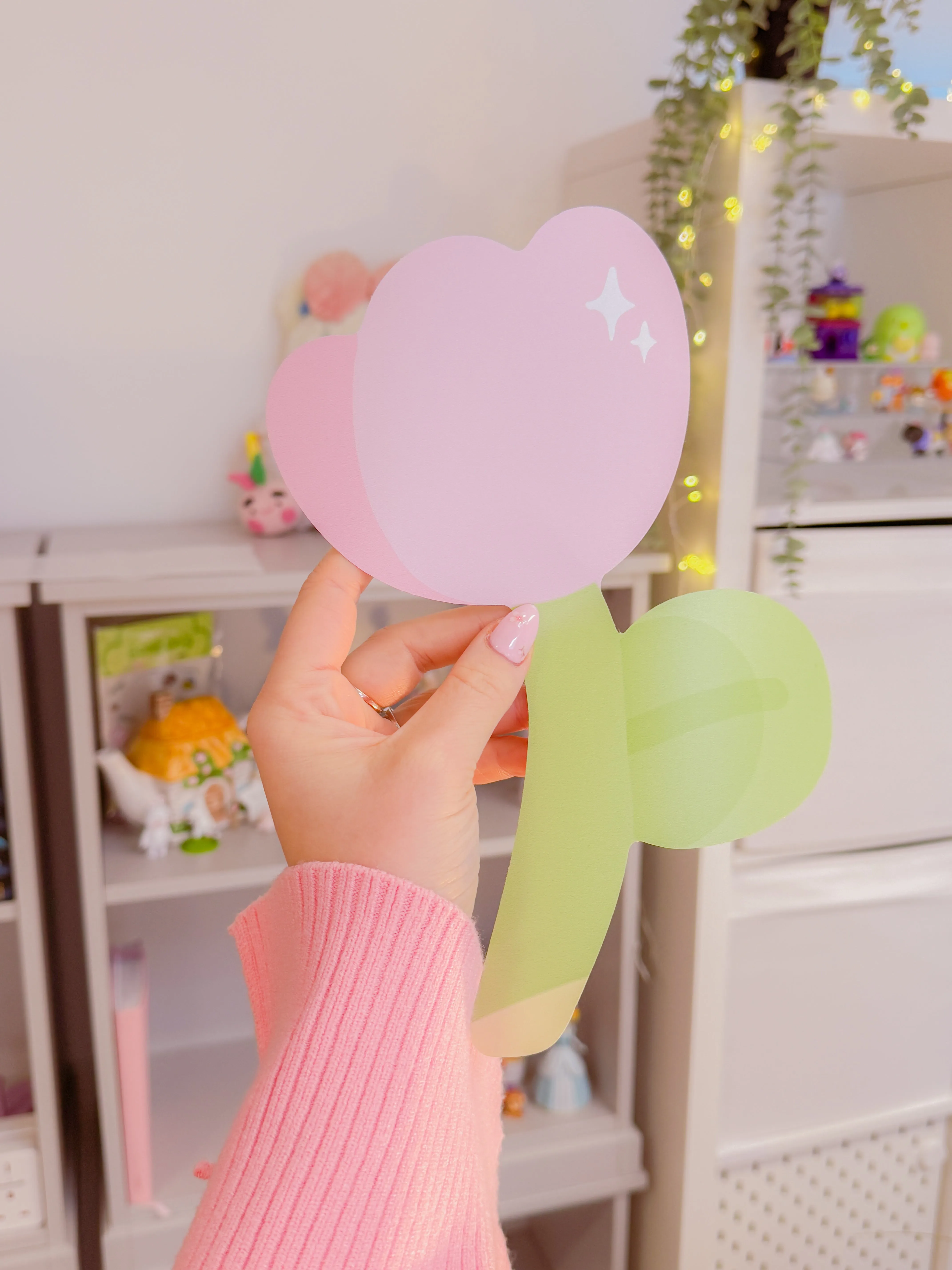 Katnipp Tulip Wall Sticker | Pastel Floral Removable Decal | Cute Kawaii Aesthetic Room & Nursery Decor