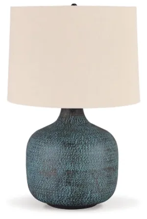Malthace Table Lamp