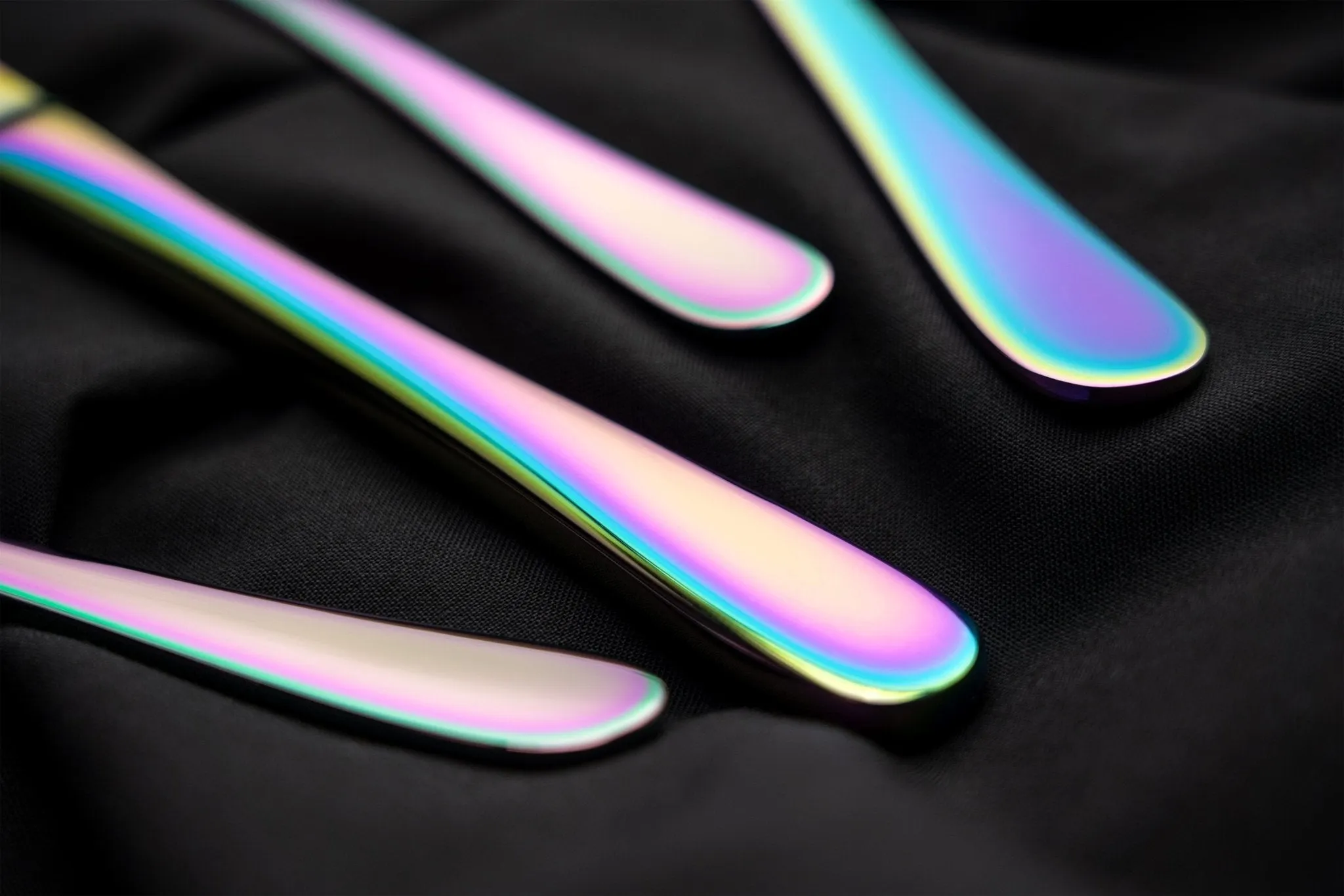 Rainbow 16 Piece Cutlery Set for 4 people