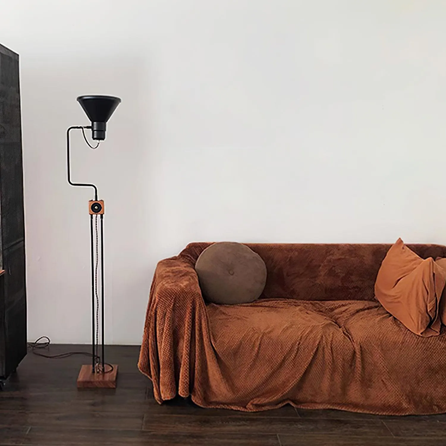 Retro Toia Floor Lamp 9.8″- 63″