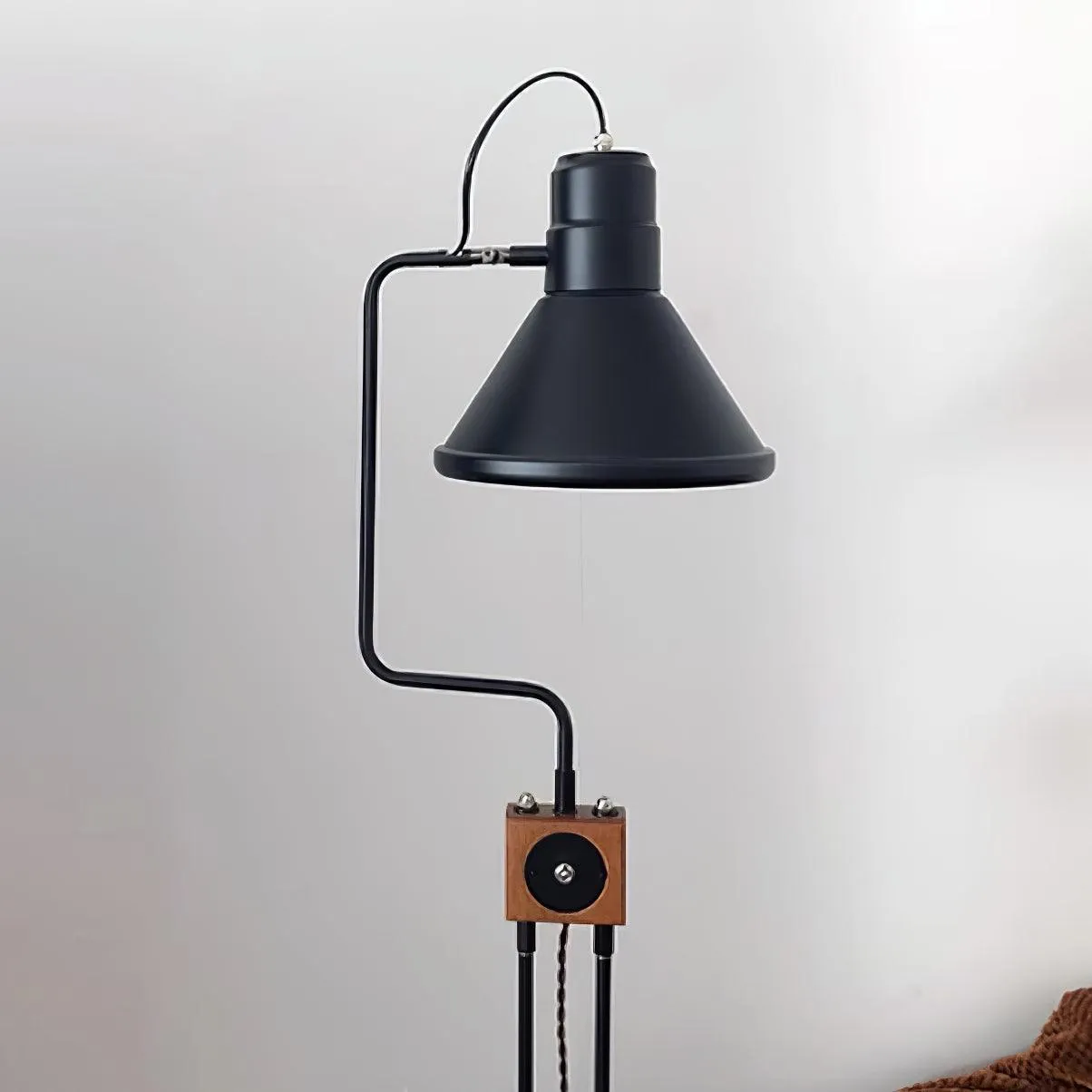 Retro Toia Floor Lamp 9.8″- 63″