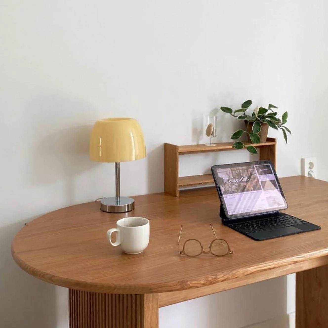 Roxboro Table Lamp