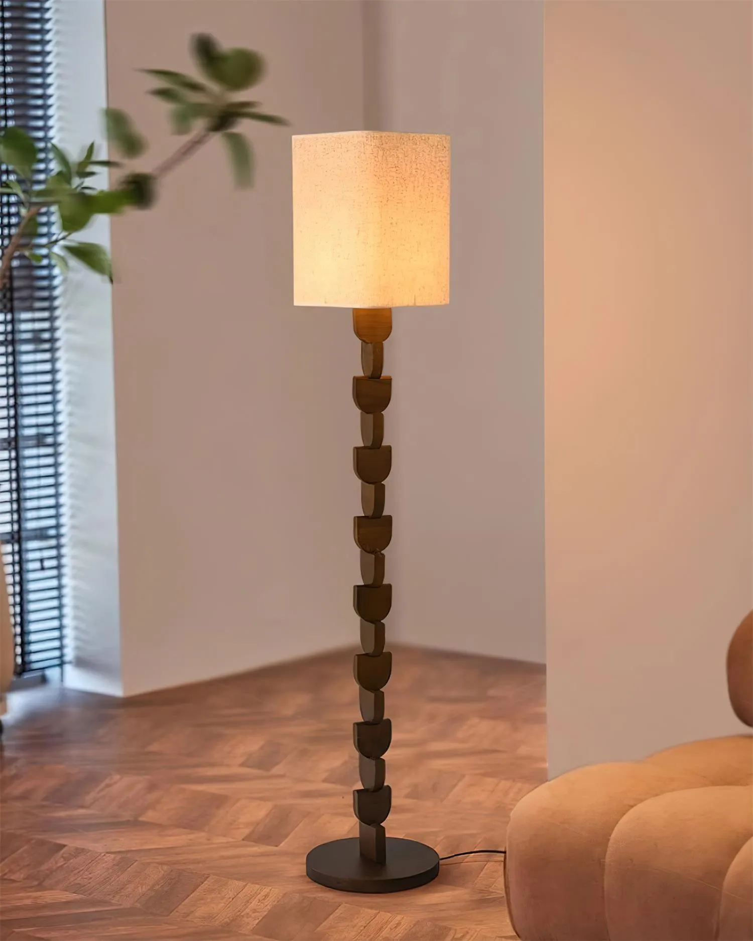 Sacha Wood Floor Lamp