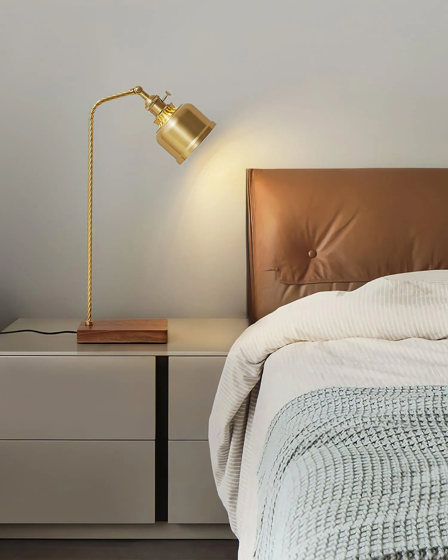 Tacoma Table Lamp 9.8″- 20″