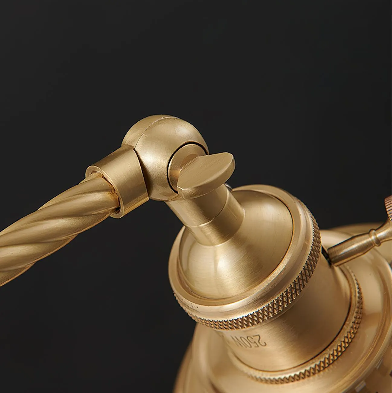 Tacoma Table Lamp 9.8″- 20″